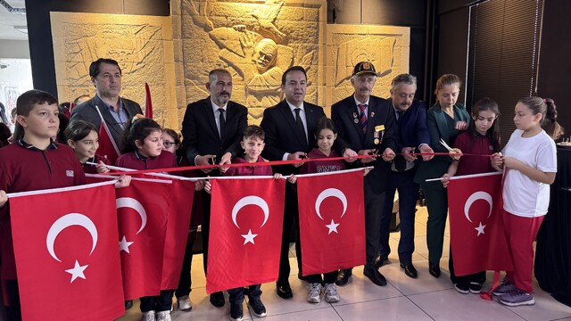 Zonguldak'ta 18 Mart Çanakkale Zaferi rölyefi açıldı
