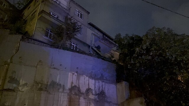 Zonguldak'ta iki katlı binada kısmi göçük oluştu