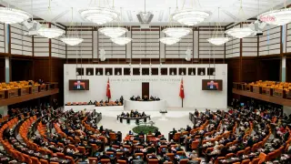 65 yaş üstü emeklilere ek zam planı değerlendiriliyor