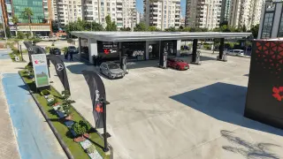 Adana'da Türkiye'nin ilk yüksek hızlı şarj istasyonu açıldı