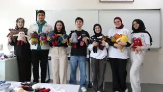 Atıl kumaşlar çocuklar için oyuncak oldu