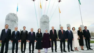 Cumhurbaşkanı Erdoğan, Türk dünyası liderleriyle fidan dikti