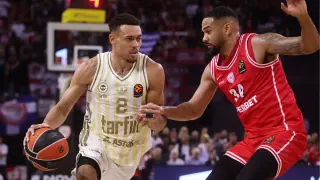 Fenerbahçe, Yunanistan'da Olympiakos'u mağlup etti