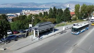 İzmir'de yeni nesil durakların ilki hizmete girdi