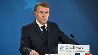 Macron sosyal medya eleştirisiyle süreci değerlendirdi