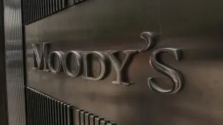 Moody's, Fransa'nın kredi notunu Aa3 seviyesinde tuttu