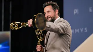 Noah Wyle, bu yıl yaşayan en seksi erkek seçildi