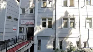 Sinop'ta aile sağlığı merkezinde tüfek kazası; hemşire yaralı