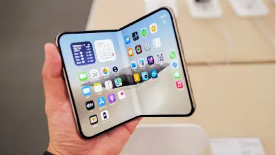 230 bin liralık iPhone Duo'da çatlama şikayetleri artıyor
