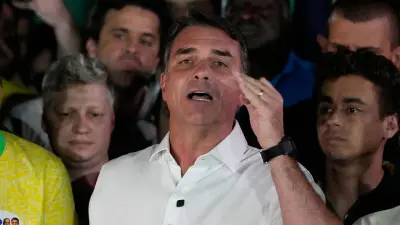 Bolsonaro, ABD'de kendisini Brezilya'nın lideri ilan etti