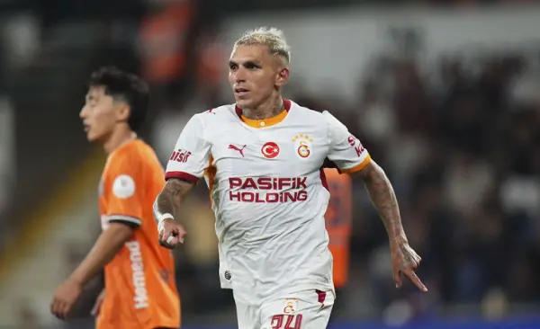 Forlan, Torreira'yı milli takıma davet etti