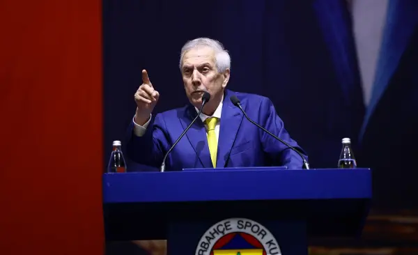 Aziz Yıldırım divan kurulu toplantısında açıklamalar yaptı
