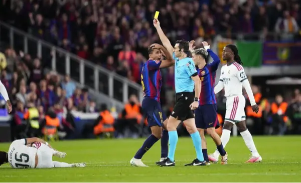 İspanya La Liga'da hakemler için yeni uygulama başlatılıyor