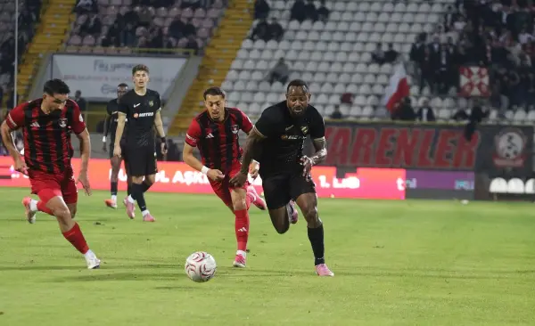 Vanspor, Boluspor'u 3-0 mağlup ederek 3 puanı aldı