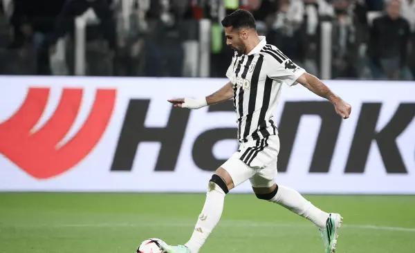 Zeki Çelik, Juventus'ta sakatlandı: Kas hasarı tespit edildi