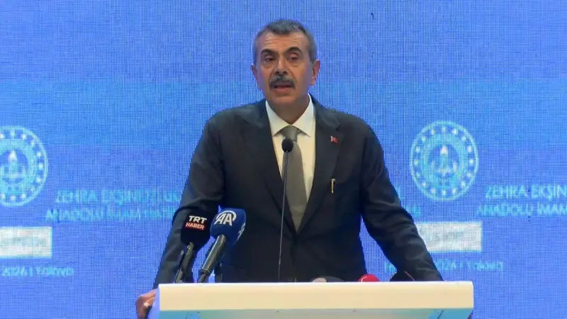 Bakan Tekin, Yalova'da eğitim altyapısını anlattı
