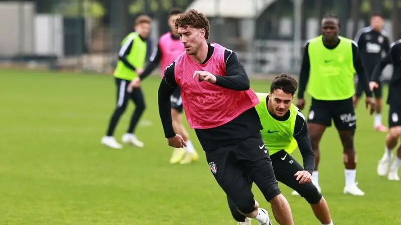 Beşiktaş, Başakşehir ile kritik maça hazırlanıyor