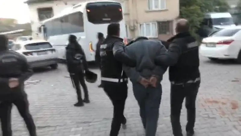 Bursa ve İstanbul'daki uyuşturucu operasyonunda 17 tutuklandı