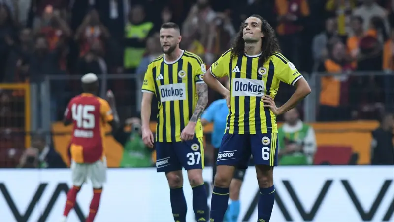 Fenerbahçe, Galatasaray derbisinde 2-1 mağlup oldu