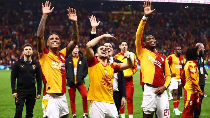 Galatasaray, Fenerbahçe'ye karşı yenilmezliğini sürdürüyor