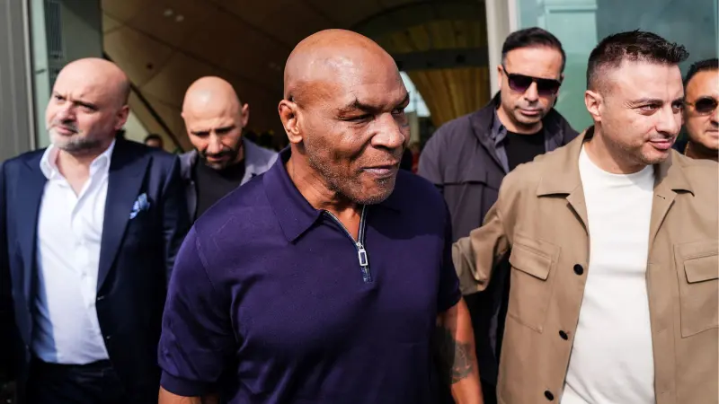 Mike Tyson İstanbul'a geldi, mutluluğunu paylaştı