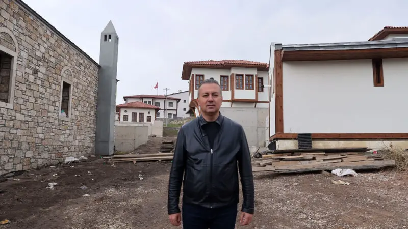 Sivas Belediye Başkanı Uzun, Kale Projesi'ni tanıttı