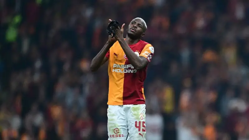 Victor Osimhen'in kızı Liora Audrey dünyaya geldi